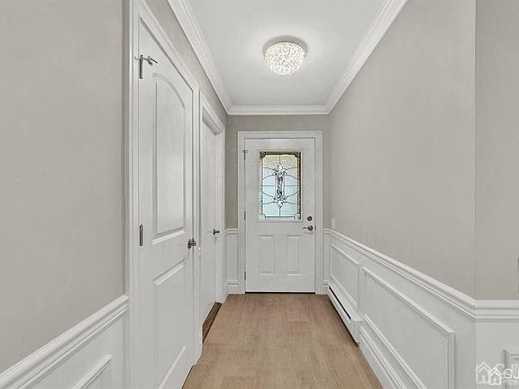 5th image of 482 Fairton Dr #C