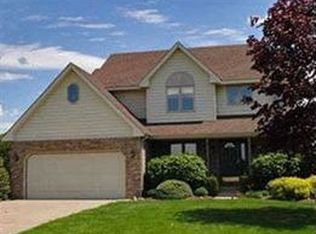 239 Norcross Dr, Valparaiso, IN 46383