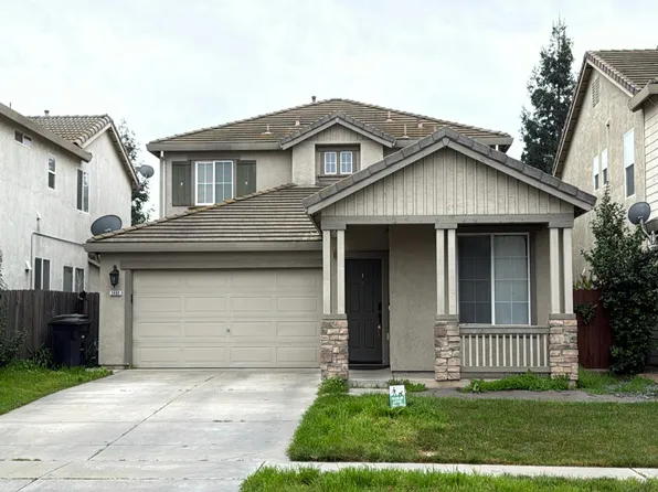 2460 Heartland Dr, Riverbank, CA 95367