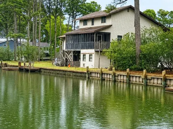 5344 Sunrise Shr, Chincoteague Island, VA 23336