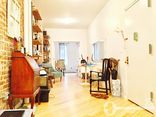 Rented by Brooklyn Key | media 30