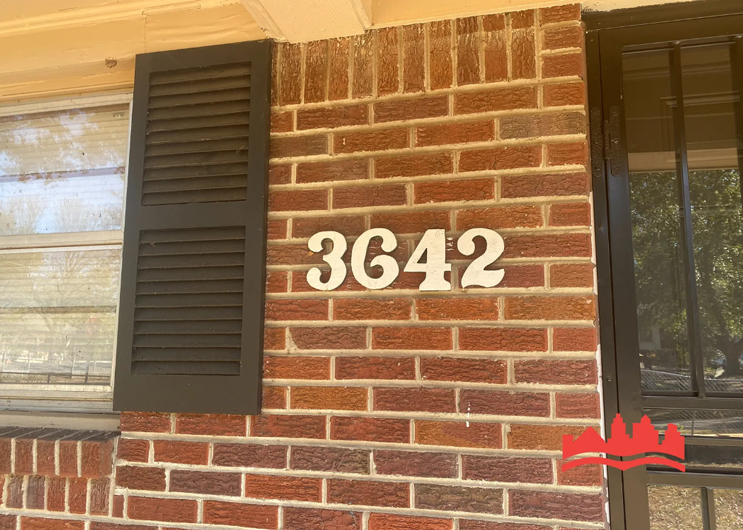 Move in by 11/15 and Get Half off First Month's Rent!! Welcome to 3642 Gillie St! — Photo 4
