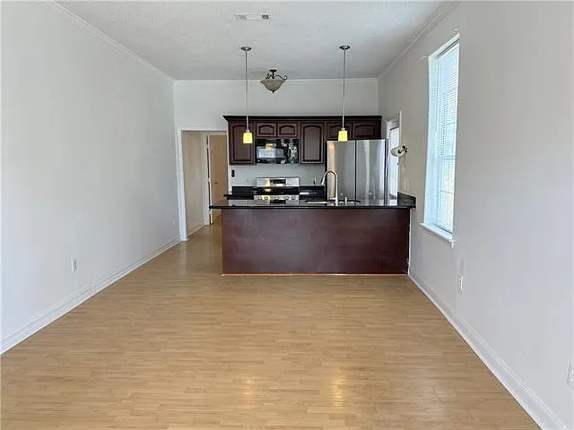 404 Polk St — Photo 3