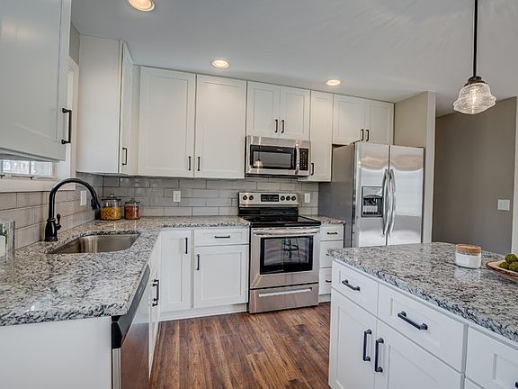 2nd image of 3066 Edge Mar Dr