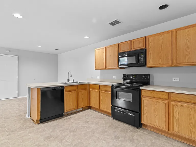500 Canvas Ct — Photo 9