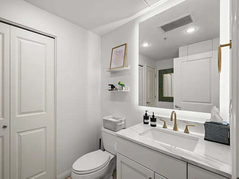 850 Beech St #820 — Photo 20