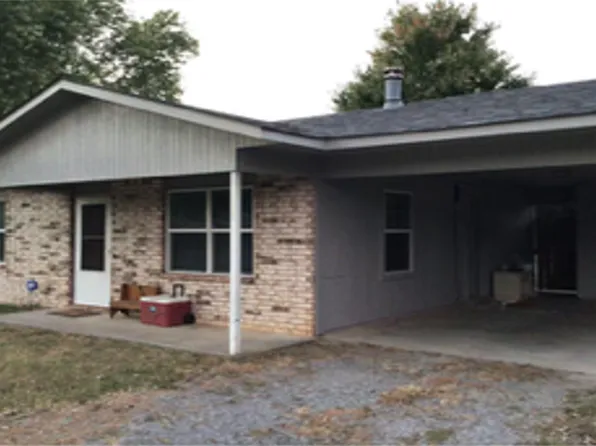1507 E Summerfield St, Tahlequah, OK 74464