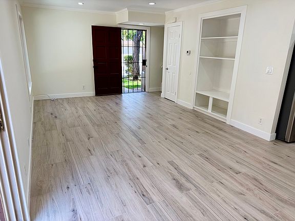 2nd image of 211 S Camino De Paz