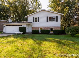 3184 Pinedale Dr SW, Grandville, MI 49418