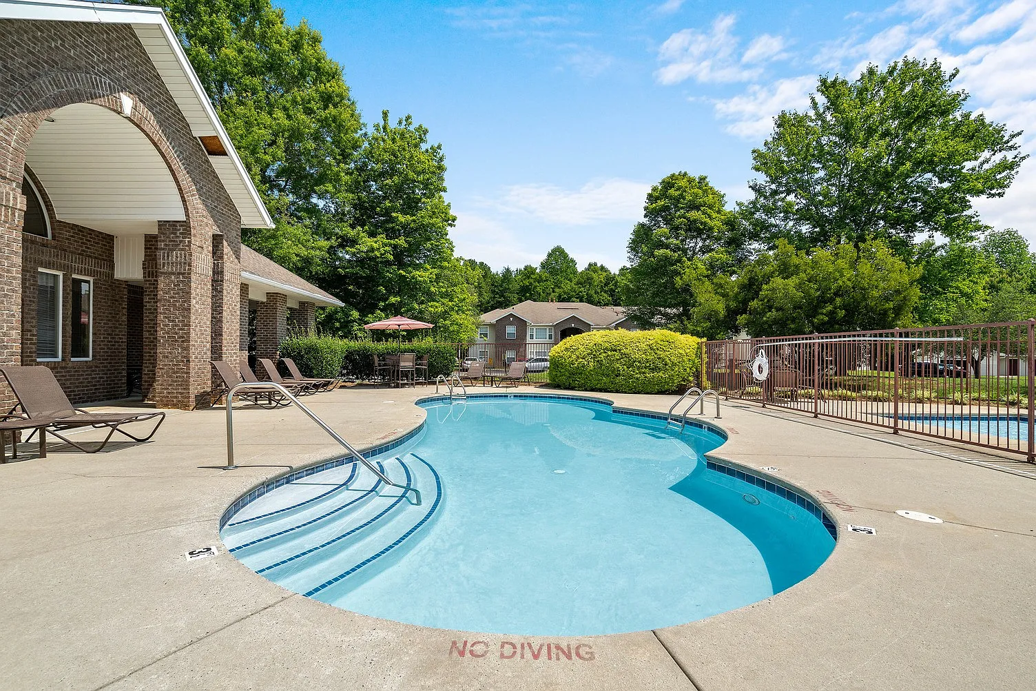 Stonecreek Apartments — Photo 3