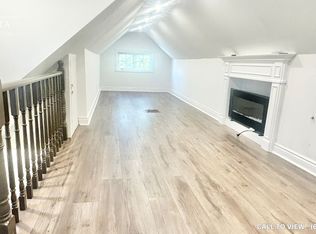 972 Main St E #A, Hamilton, ON L8M1M8