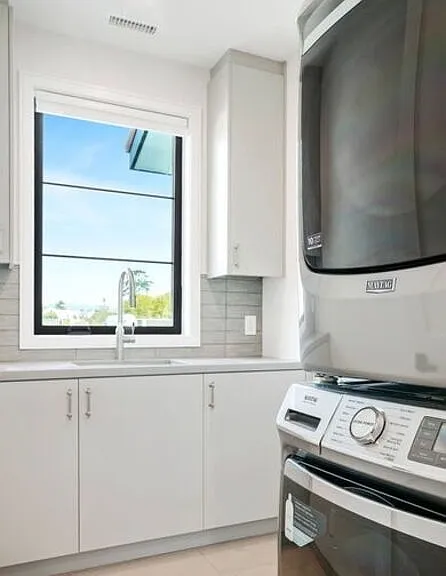 1728 S Shenandoah St — Photo 32
