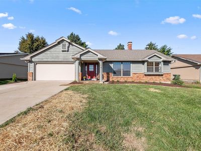 4 Crescent Hills Dr, Saint Peters, MO, 63376