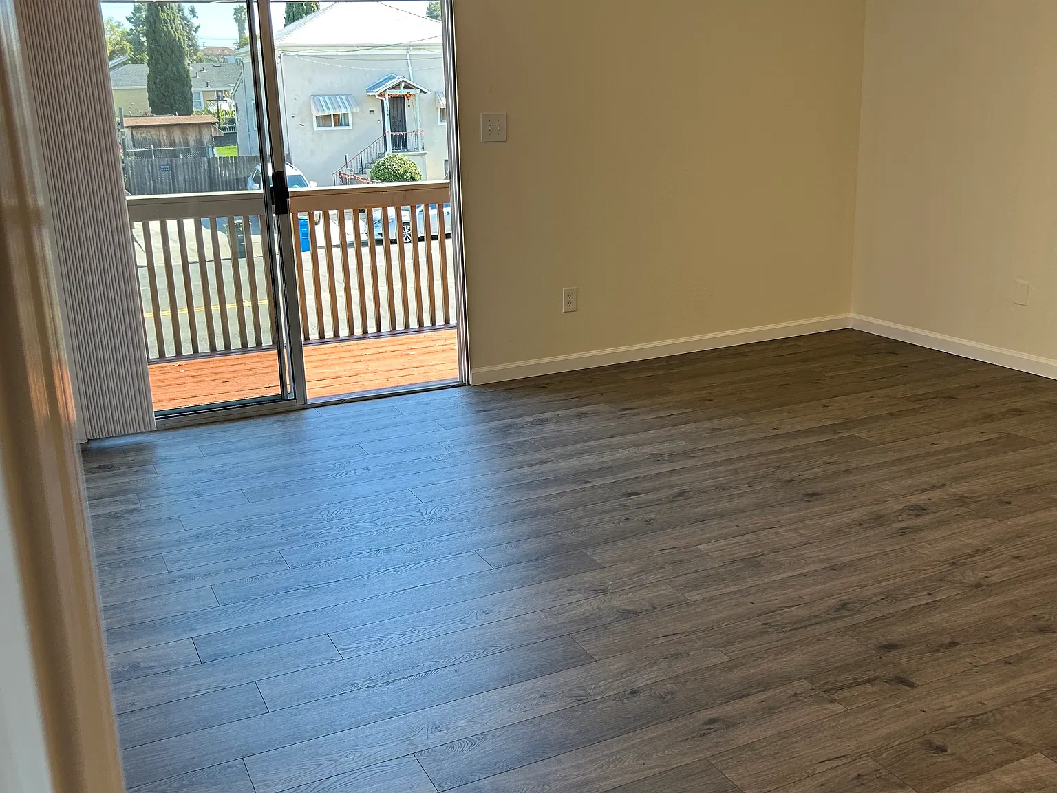560 Winchester St — Photo 4