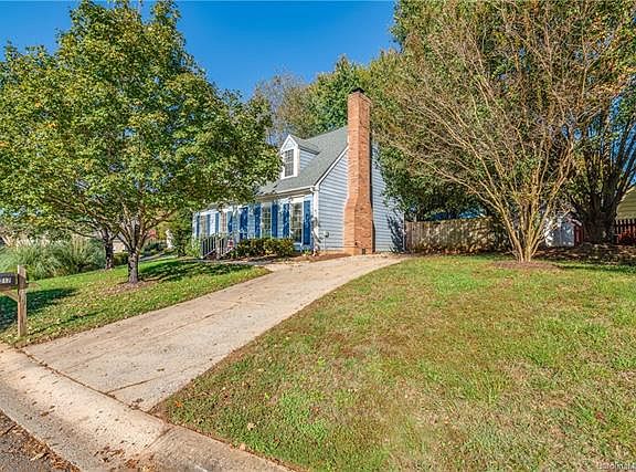 2nd image of 7217 English Ivy Ln