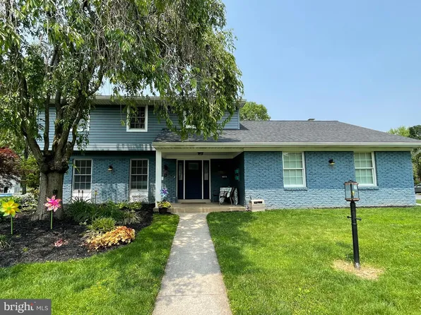 768 Lexington Ave, Hershey, PA 17033