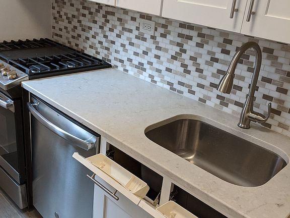 5th image of 13915 83rd Ave APT 611