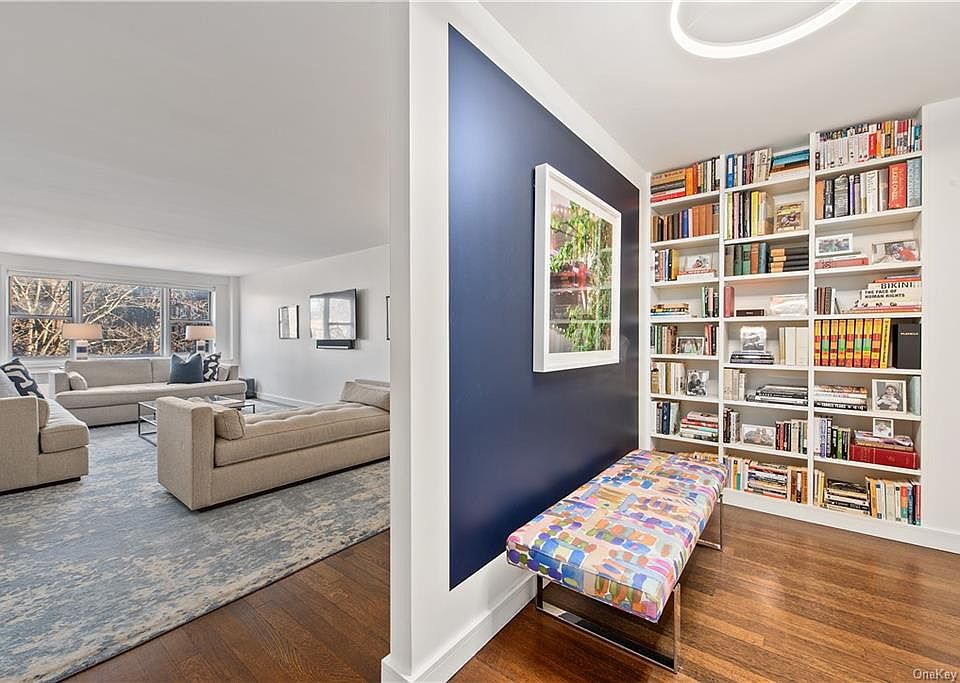 1st image of 3 Washington Sq APT 4C