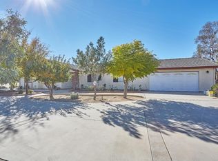 10430 Barker Rd, Oak Hills, CA 92344