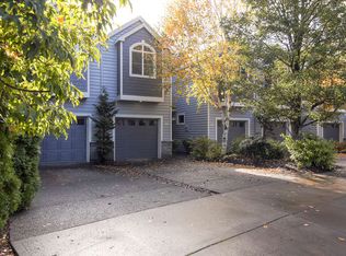 6714 SW Canyon Ter, Portland, OR 97225