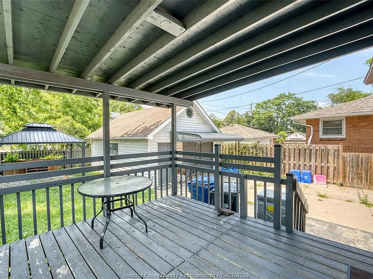 2309 Alexis Rd — Photo 43
