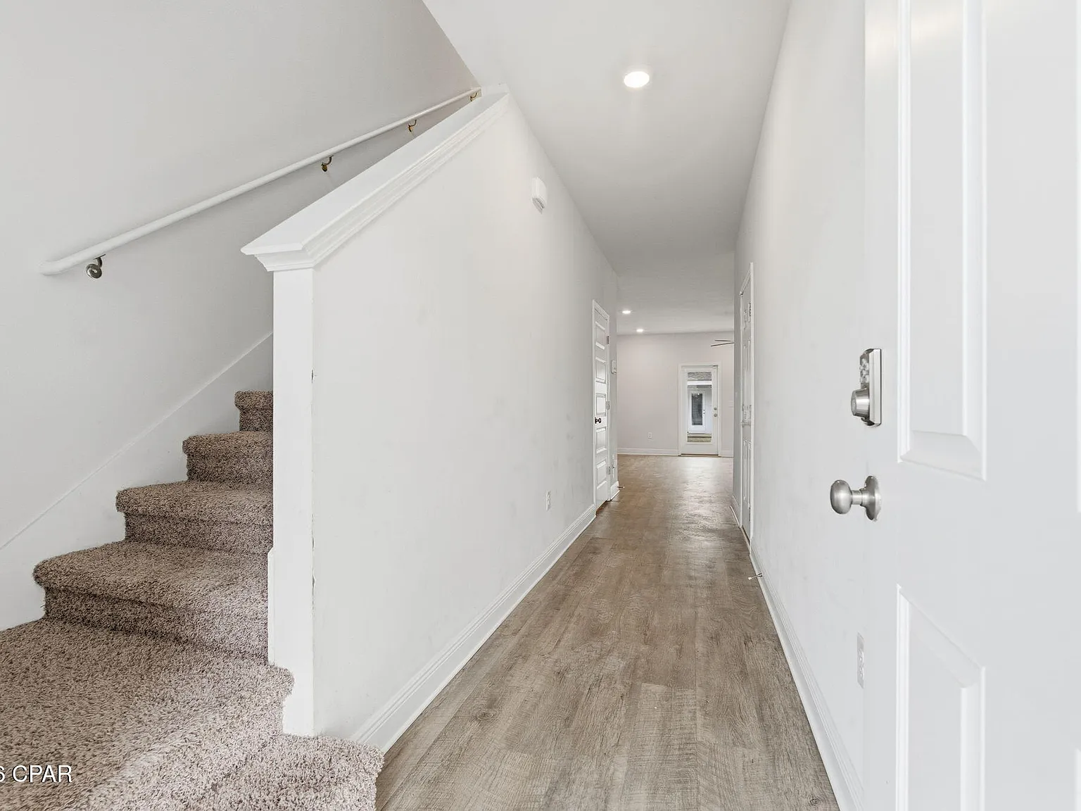 3 bed, 2.5 bath, 1537 sqft, $1,900 — Photo 2
