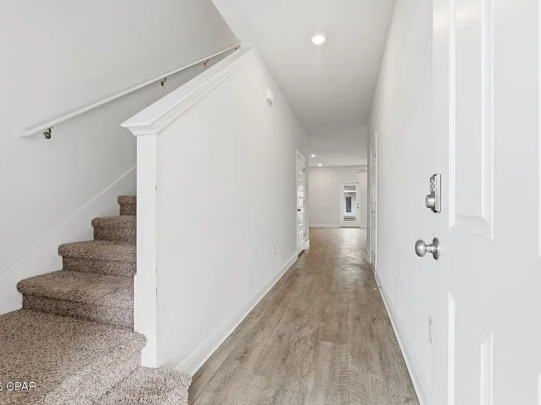 1678 Caleigh Ct — Photo 2