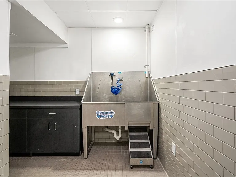 771 Harrison Ave #201 — Photo 17
