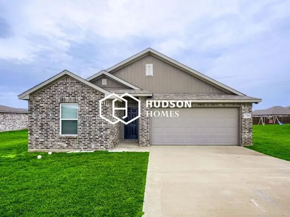 2708 William St, Mabank, TX 75147