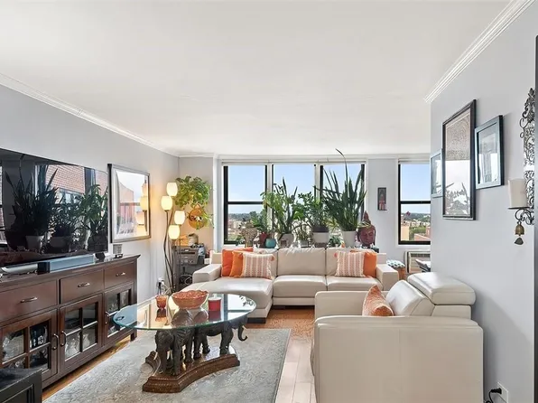 3121 Middletown Road #12N, Bronx, NY 10461