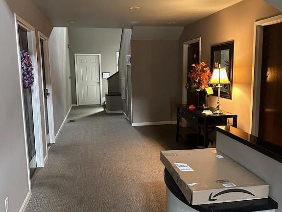 3rd image of 400 Bibby St APT C