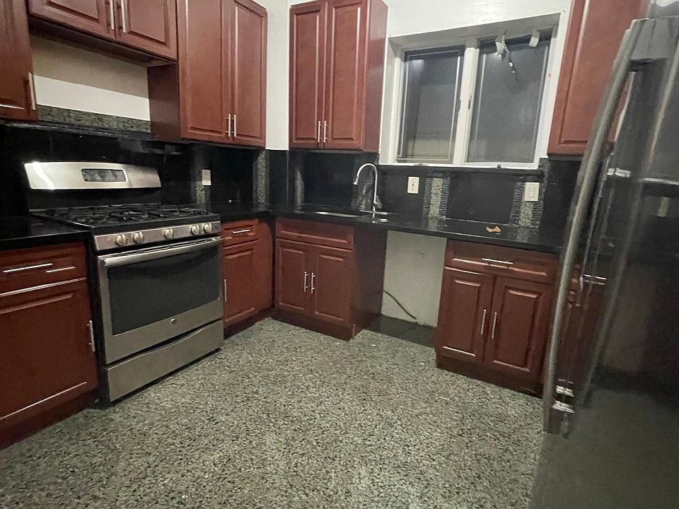 1st image of 1318 Avenue S #1
