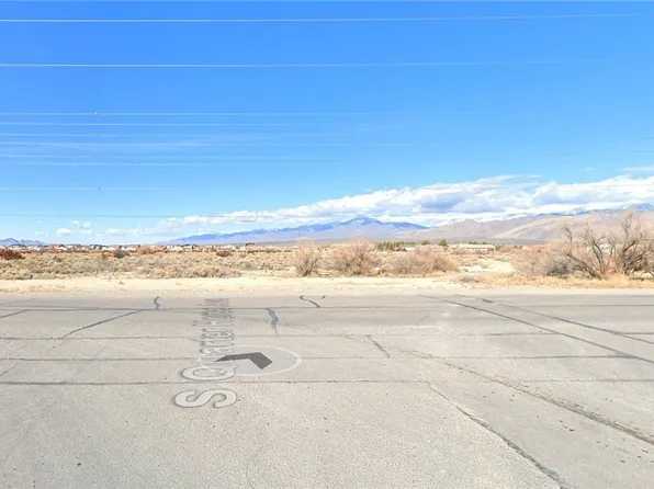 5800 S Malibou Ave, Pahrump, NV 89061