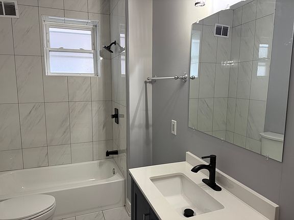 3rd image of 413 N 38th St Unit 2