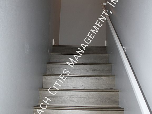 2nd image of 20821 Seine Ave APT 4