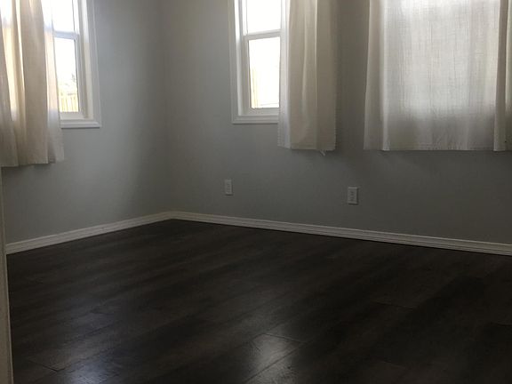 5th image of 3317 Farnsworth Ave #2