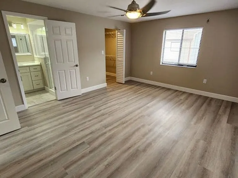 304 Wilson Ave — Photo 28