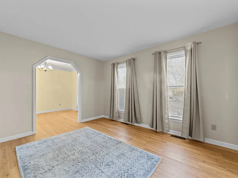 828 Jo Anne Cir — Photo 27