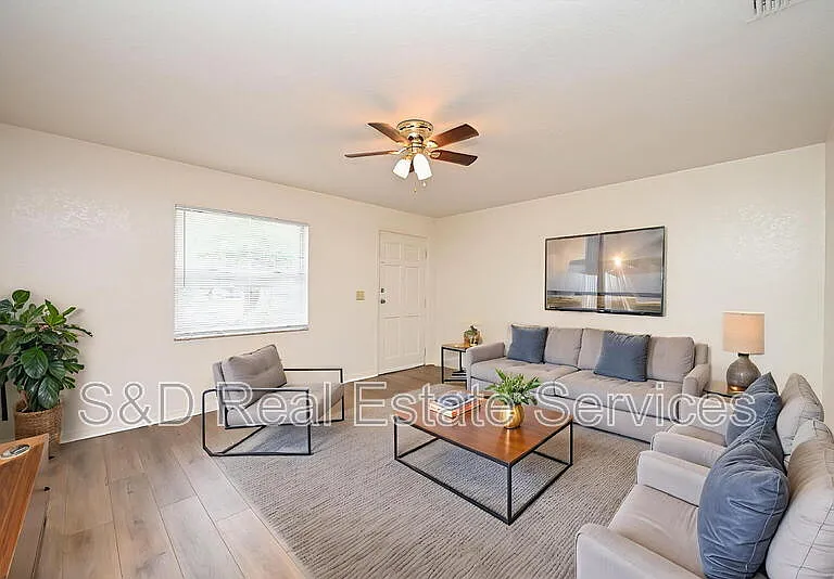 613 Robin Rd #3 — Photo 5