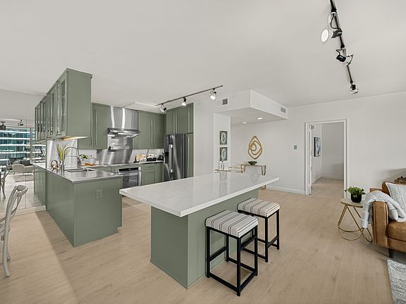 5th image of 3310 Fairmount St APT 16B