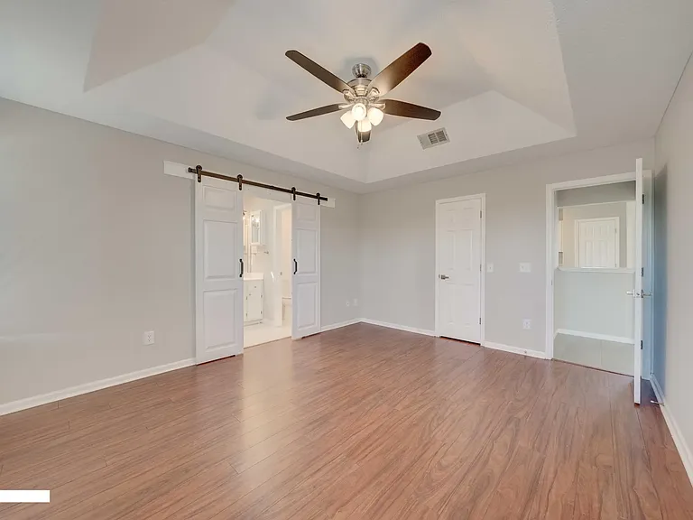 102 Byrd Dr — Photo 10