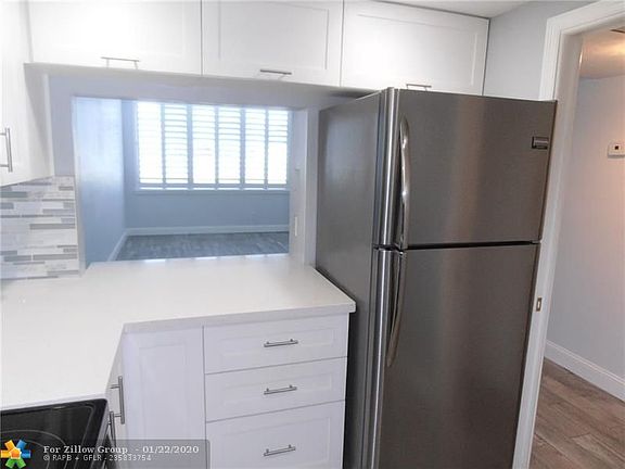 4th image of 9431 Live Oak Pl APT 108