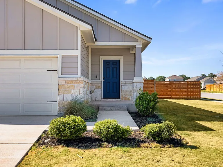 221 Ancellotta Way — Photo 2