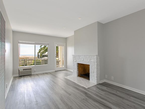 3rd image of 22147 Pacific Coast Hwy APT 1