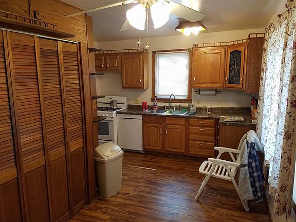 4th image of 9120 S 53rd Ct