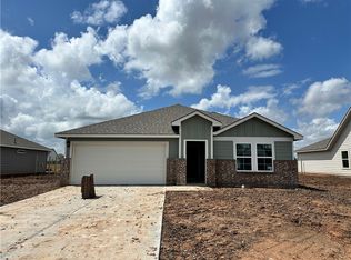 473 Harvest Lake Dr, Snook, TX 77878