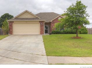12101 N 107th Ct E, Collinsville, OK 74021