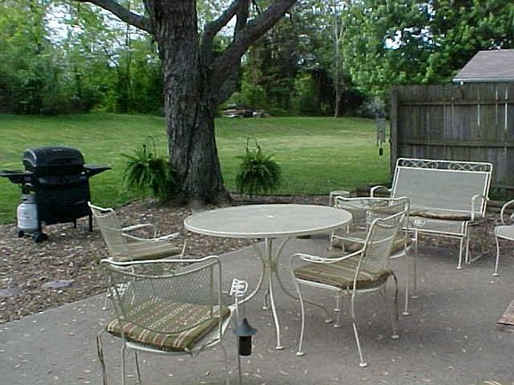5th image of 78 Hickory Hollow Dr