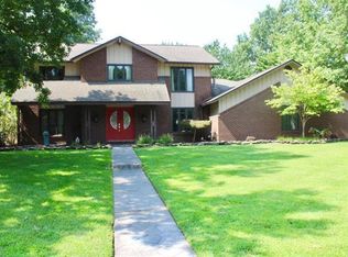817 W Lakeshore Dr, O'Fallon, IL