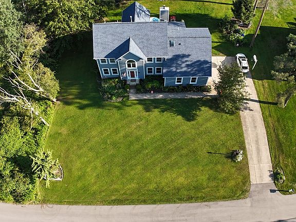 5th image of 111 Beau Dr